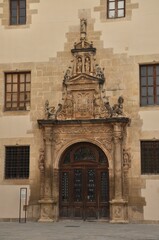 Colegio San Jaime y San Matías en Tortosa