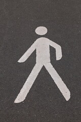 Kennzeichnung für einen Fußgängerweg am Kemnader See in Witten