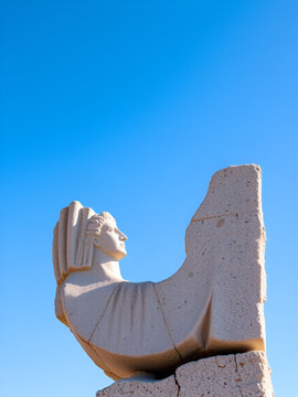 fragment ceglanego muru