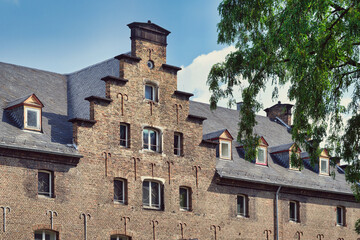 At the Zeughaus, the former Cologne City Museum, the typical red and white shutters had to be...