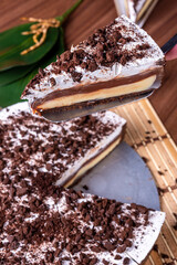 Torta cookies and cream chocolate