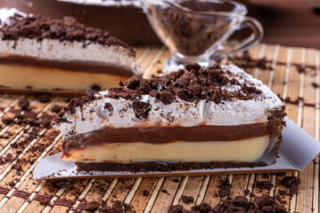 Torta cookies and cream chocolate