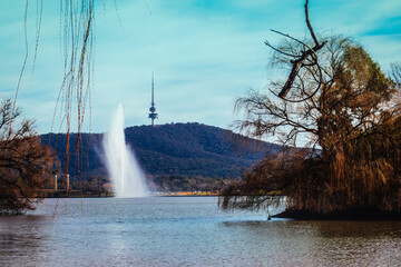 The photo showcases the beautiful scenery on both sides of the Lake Burley Griffin