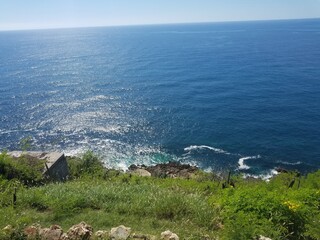 sea and mountains