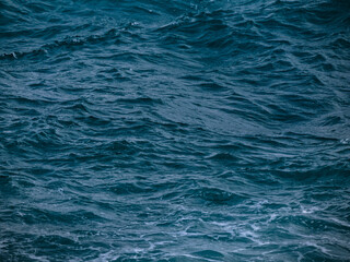 Graceful ocean waves