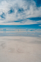 死ぬまでに一度は行ってみたい、ボリビアのウユニ塩湖の絶景