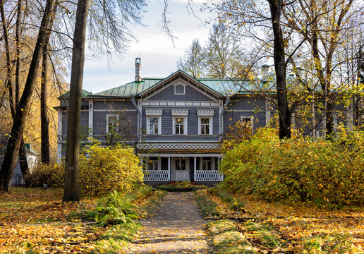 Tchaikovsky State House-Museum