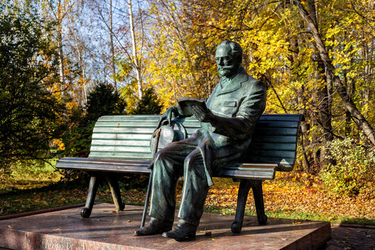Monument to Pyotr Ilyich Tchaikovsky