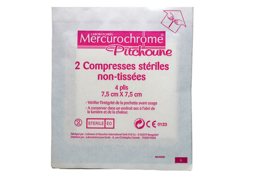 Compresses st&eacute;riles non tiss&eacute;es de Mercurochrome