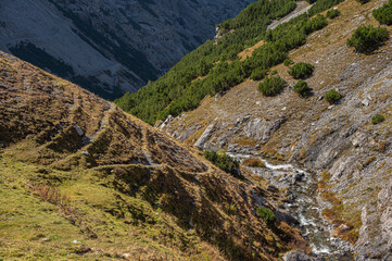 Obraz premium autumnal mountain landscape inside the Stelvio National Park along the Lombard side, Sondrio, Italy