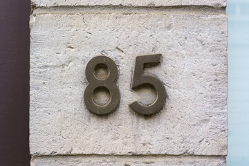 house number 85