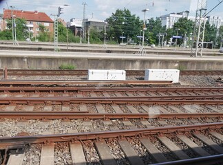 Gleisbett für S-Bahn am Bahnsteig 