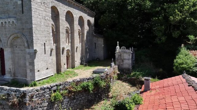 Iglesia San Esteban de Ribas de Mi&ntilde;o en Lugo, Galicia