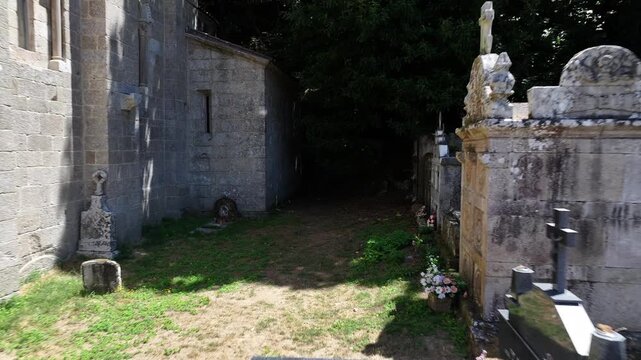 Iglesia San Esteban de Ribas de Mi&ntilde;o en Lugo, Galicia