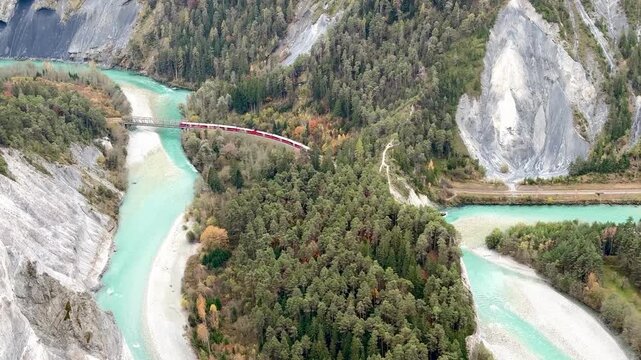 Magnificent view of the Rhine Gorge, also known as the Ruinaulta or &ldquo;Swiss Grand Canyon&rdquo;, from the &ldquo;Il Spir&rdquo; point near Flims. The Rhaetian Railway line from Chur to Illanz runs through the gorge.