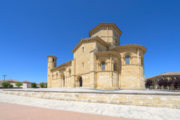 Obraz premium Romanesque Church of San Martín de Tours in Frómista, Palencia, Spain. Landmark on the Camino de Santiago
