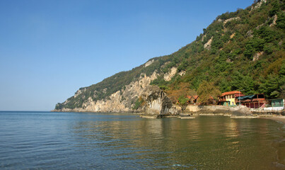 Inkumu Town, located in Bartin, Turkey, is a holiday region.