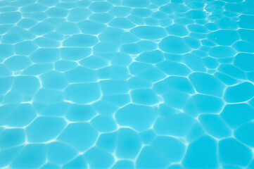 Obraz premium A close-up view of a swimming pool's water surface.