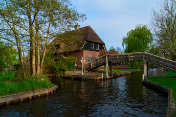 Obraz premium skyline of old town Giethoorn