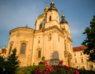 Fototapeta premium church of saint nicholas in prague
