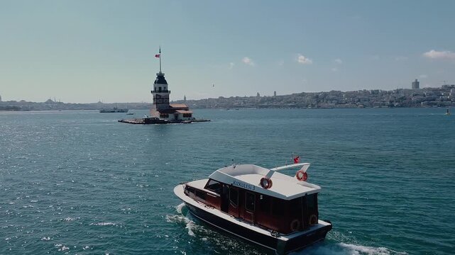 Drone Shot &ndash; Color Graded &ndash; Mavic Kiz Kulesi Bateau Reveal Kiz Kulesi &ndash; Turkey &ndash; 2.7K