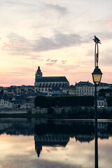 Blois avec sunset, vue sur la cathédrale  Saint Louis