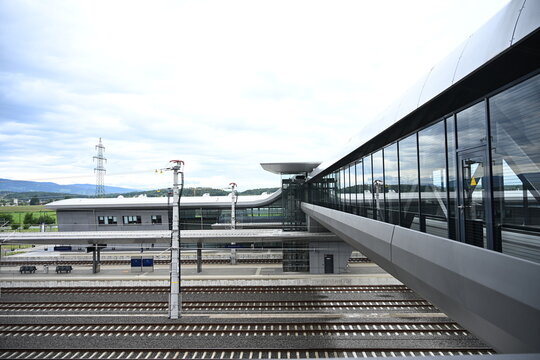 Bahnhof der Koralmbahn in Gro&szlig; St. Florian &ndash; Verkehrsinfrastruktur in der Weststeiermark, &Ouml;sterreich