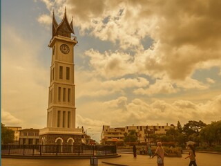 Obraz premium Bukittinggi Clock Tower tourist attraction.