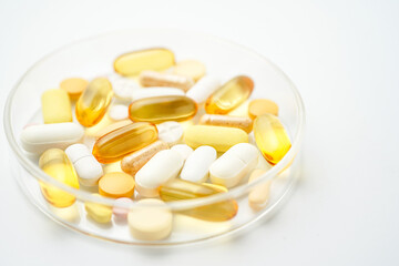 vitamin supplements capsules pill, softgel, fish oil, omega 3, vitamin E