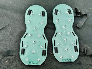 Spiked sandals for lawn aeration and yard work