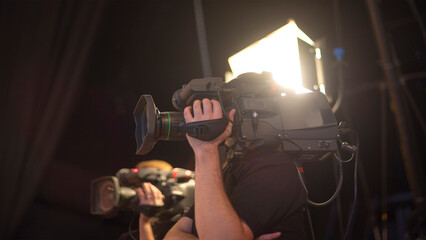 Stream a concert using TV cameras on the Internet
