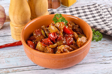 Pork with oyster sauce and vegetables