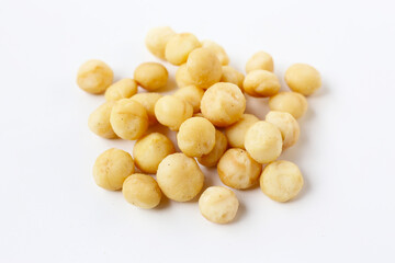 Deliciously salted roasted macadamia nuts