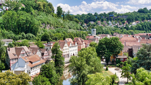 Blick auf Calw, mit Br&uuml;hlpark, Nagold, Bahnhof und Bischofstra&szlig;e