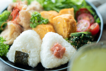 おにぎりプレート