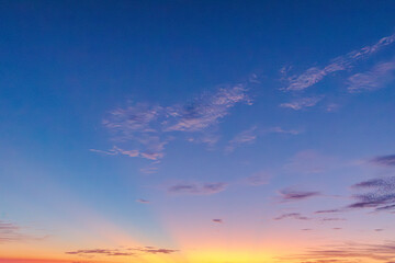 光芒の夕焼け