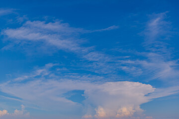 Obraz premium 夏空と夕焼け