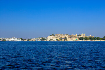 タージ・レイク・パレスとシティ・パレス