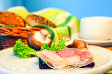 frühstück