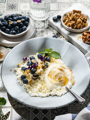 cottage cheese with blueberries and honey