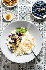 cottage cheese with blueberries and honey