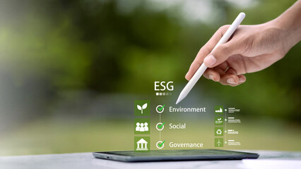 ESG Checklist with Environment, Social and Governance Icons