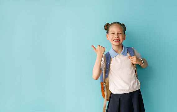girl is ready to back to school