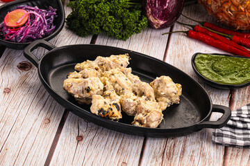 Chicken tikka with cream sauce