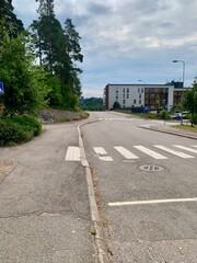 Obraz premium Walking Around The Town On This Beautiful Summerday