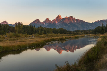 Early morning sunrise in Yellowstone National Park © Nick