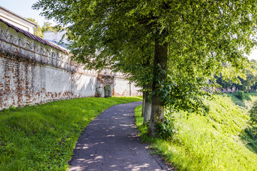 alley along old wortress wall