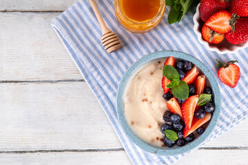 Wheat semolina porridge with fresh summer berry