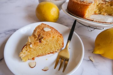 Homemade lemon almond cake - gluten free baking