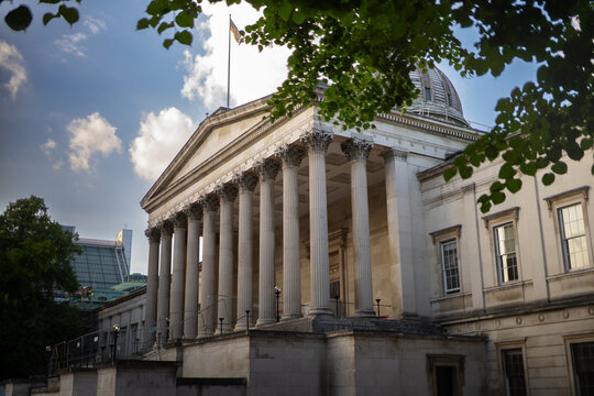 "university of london singapore"